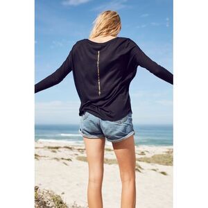 Om & Ah‎ London Womans Small Rumi Tee Long Sleeve Black Ribbed Sleeve NWT
